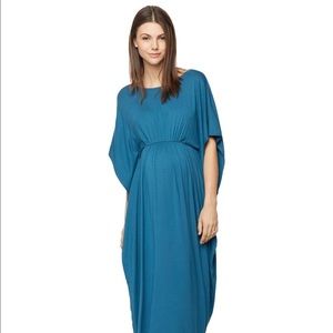 Pea in the Pod small batwing maxi dress